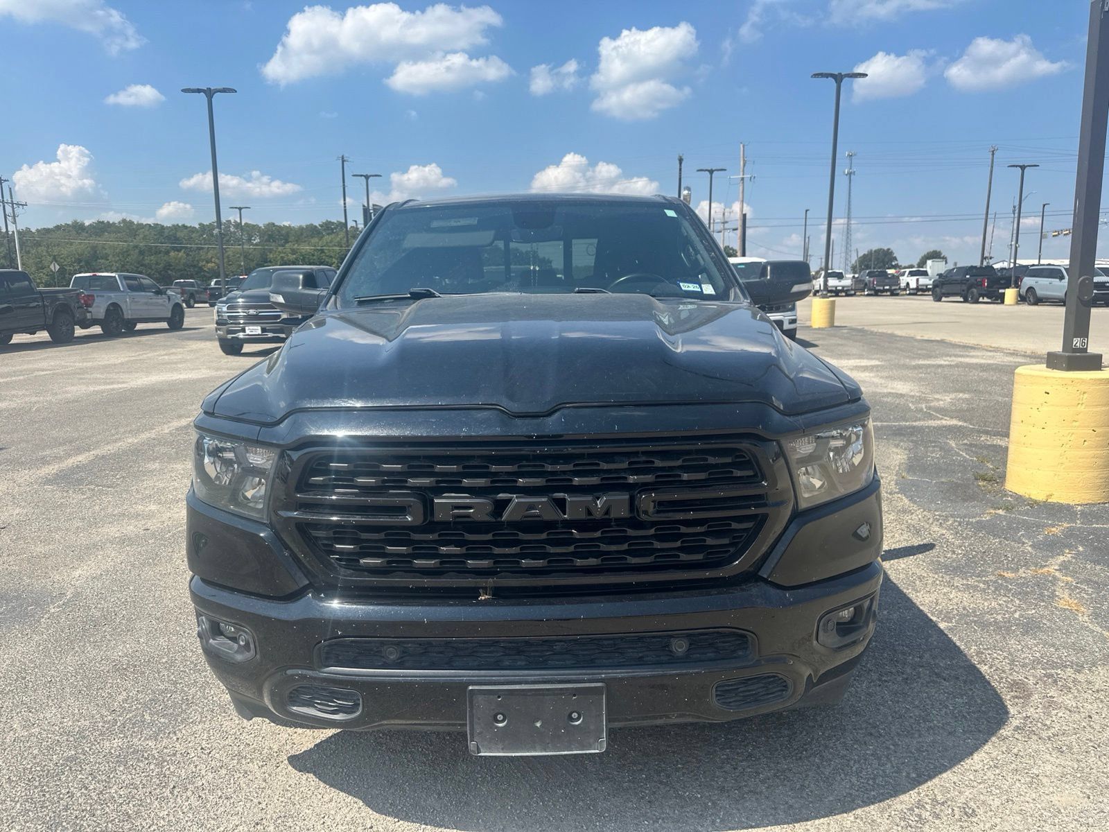 Used 2022 RAM 1500 Lone Star w/ Night Edition RWD image 2