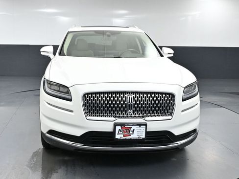 Used 2023 Lincoln Nautilus Reserve w/ Equipment Group 201A image 13