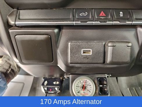 Used 2020 Chevrolet Silverado 1500 Custom w/ Custom Value Package image 31