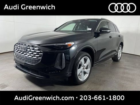 Used 2025 Audi Q5 Premium Plus w/ Premium Plus AWD/4WD image 3