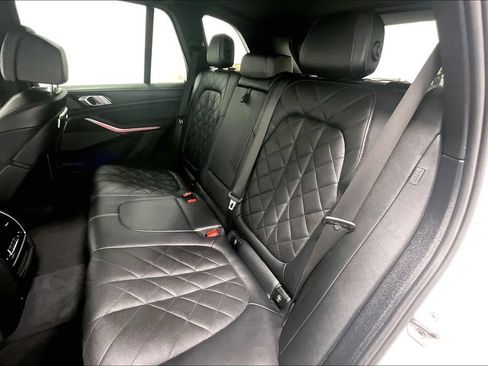 Used 2024 BMW X5 xDrive40i AWD/4WD image 28