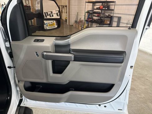 Used 2019 Ford F250 XLT w/ XLT Premium Package AWD/4WD image 51