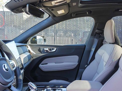 New 2026 Volvo XC60 B5 Plus w/ Climate Package PRO image 34