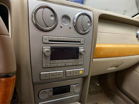 Used 2006 Lincoln Zephyr FWD image 29