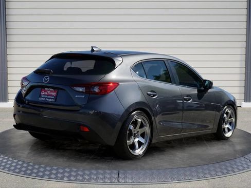 Used 2016 MAZDA MAZDA3 i Touring w/ Popular Equipment Package FWD image 7