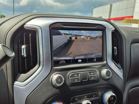 Used 2020 GMC Sierra 1500 SLT w/ SLT Premium Package image 11