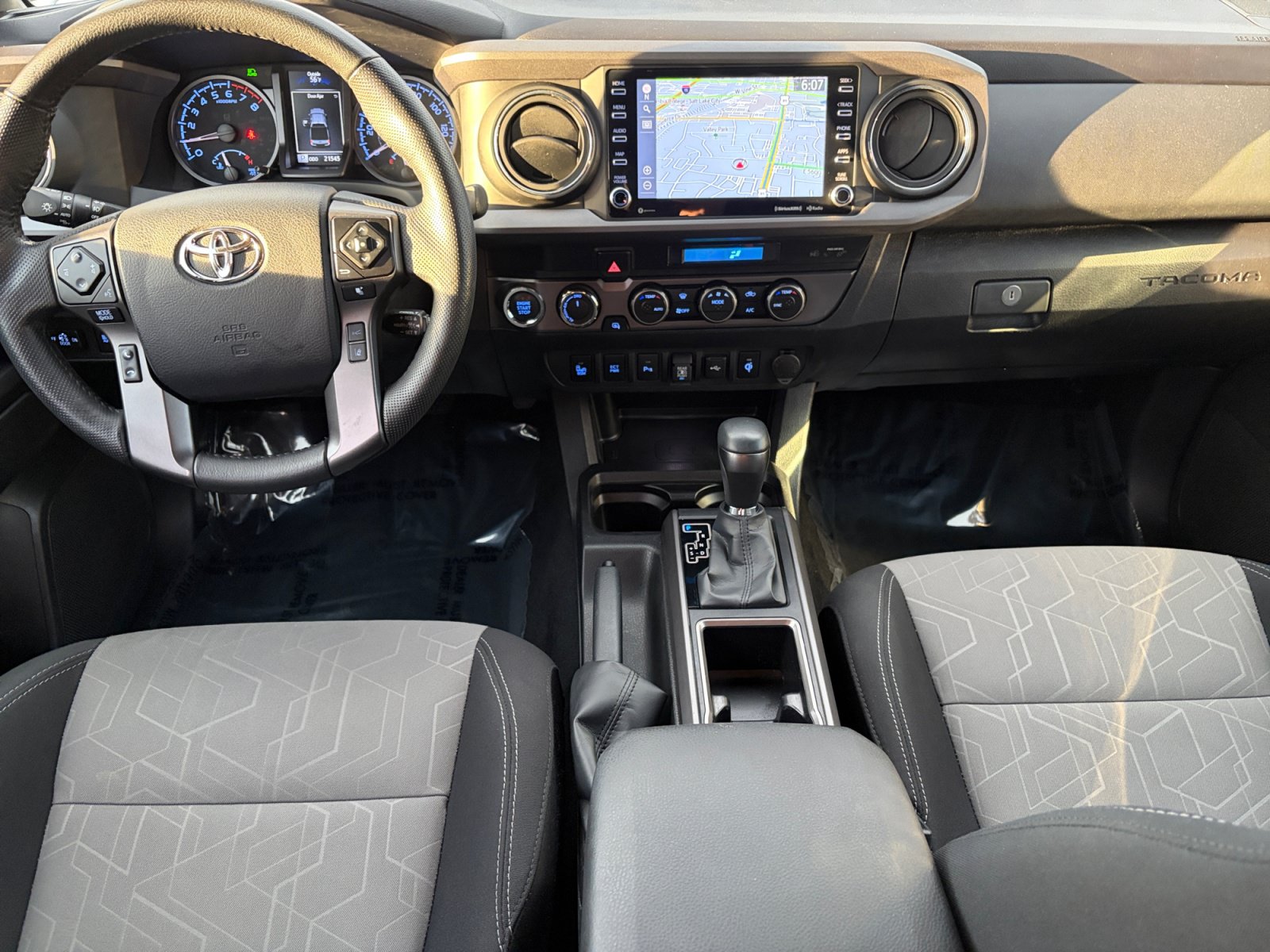 Used 2023 Toyota Tacoma TRD Sport w/ Advanced Technology Package AWD/4WD image 24