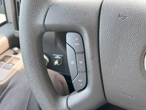 Used 2024 GMC Savana 2500 Work Van image 17