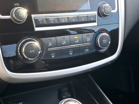 Used 2018 Nissan Altima 2.5 SR image 15