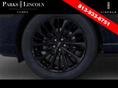 New 2026 Lincoln Corsair Reserve w/ Jet Appearance Package image 19
