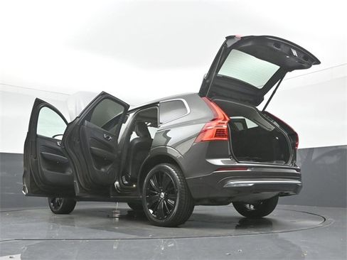 Used 2022 Volvo XC60 B6 Inscription w/ Advanced Package image 56