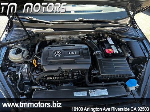 Used 2015 Volkswagen Golf SE image 22