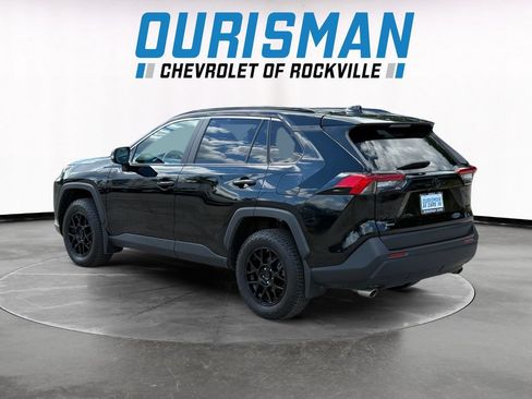 Used 2025 Toyota RAV4 XLE FWD image 4