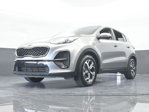 Used 2020 Kia Sportage LX image 51