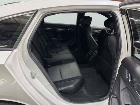 Used 2021 Honda Accord Sport image 38