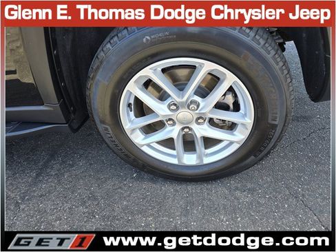 Certified 2023 Jeep Grand Cherokee L Laredo w/ Luxury Tech Group I AWD/4WD image 41