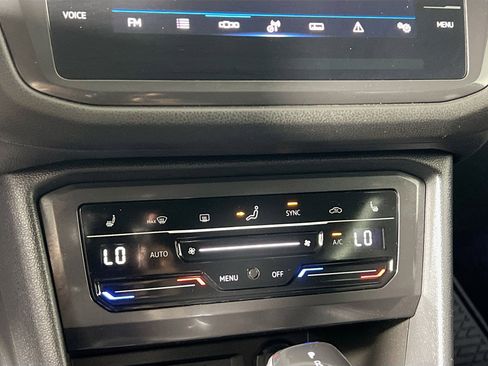 Used 2023 Volkswagen Tiguan SE FWD image 27
