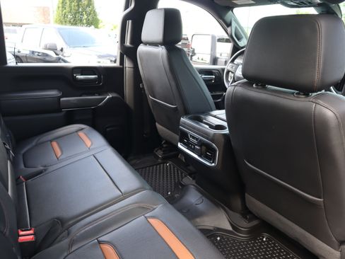 Used 2022 GMC Sierra 2500 AT4 w/ AT4 Premium Plus Package AWD/4WD image 37