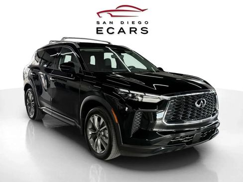 Used 2025 INFINITI QX60 Luxe image 3