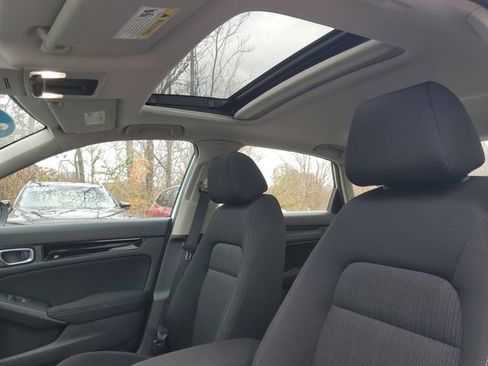 Used 2022 Honda Civic EX image 10