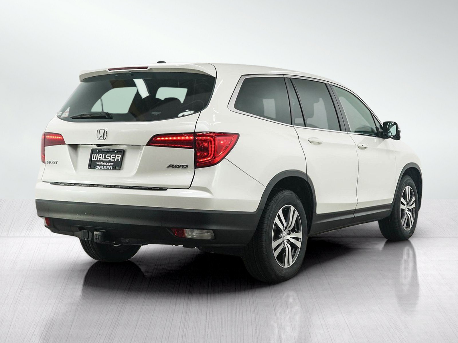 Used 2017 Honda Pilot EX-L image 6