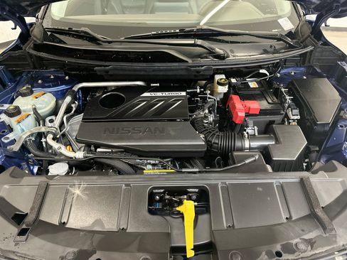 Used 2023 Nissan Rogue SL AWD/4WD image 35