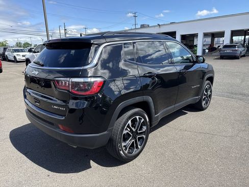 Used 2022 Jeep Compass Limited AWD/4WD image 5