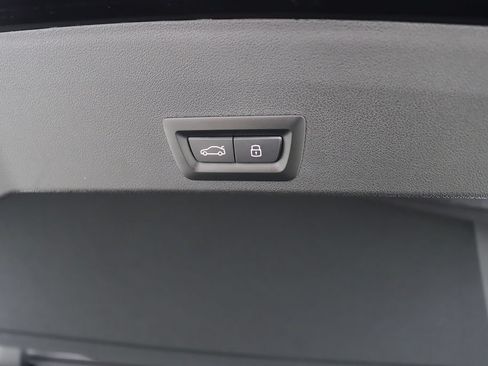Used 2023 BMW XM AWD/4WD image 42