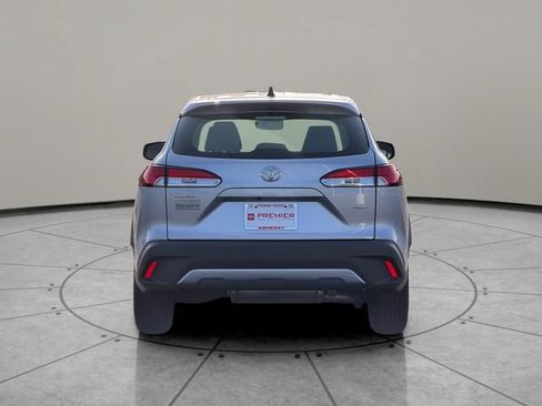 Certified 2025 Toyota Corolla Cross L AWD/4WD image 5