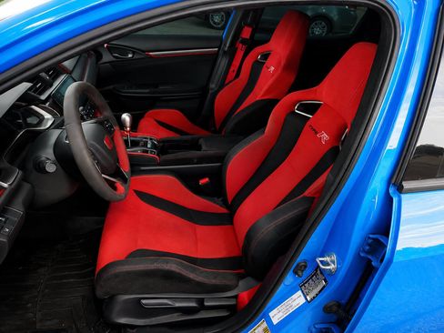 Used 2021 Honda Civic Type R image 11