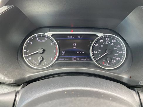 Used 2024 Nissan Sentra SV FWD image 24