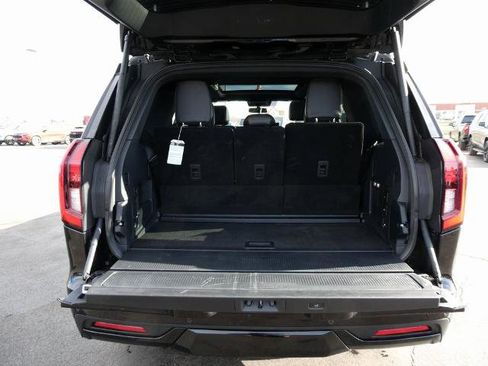 Certified 2025 Ford Expedition Tremor image 18