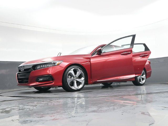Used 2018 Honda Accord Touring image 43