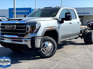 New 2026 GMC Sierra 3500 SLE w/ SLE Convenience Package video 1