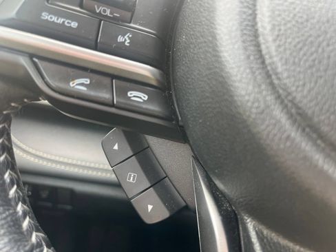 Used 2020 Subaru Outback Limited AWD/4WD image 19
