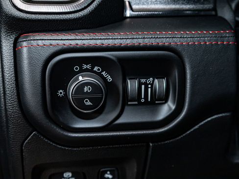 Used 2021 RAM 1500 TRX w/ TRX Lanuch Edition image 21