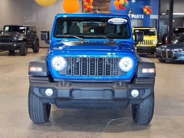 Used 2025 Jeep Wrangler Sport AWD/4WD image 3