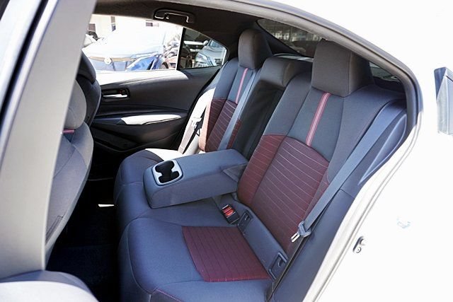Used 2025 Toyota Corolla SE FWD image 23