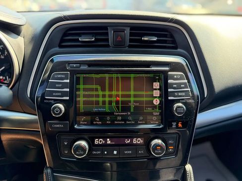 Used 2021 Nissan Maxima 3.5 SV w/ Floor Mat Group FWD image 41