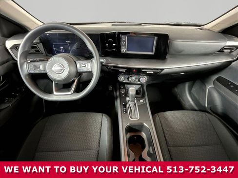 Used 2025 Nissan Kicks S FWD image 7