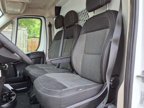 Used 2016 RAM ProMaster 1500 w/ Interior Convenience Group image 38
