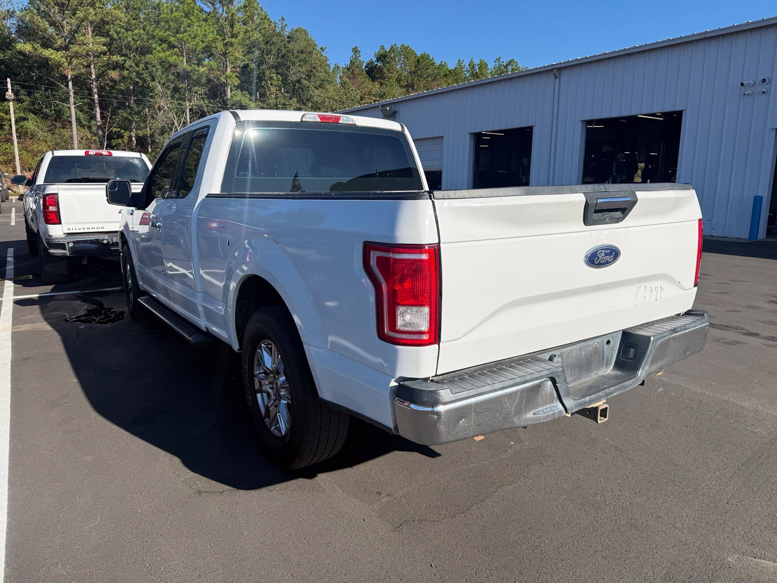 Used 2017 Ford F150 XLT w/ Equipment Group 301A Mid RWD image 3