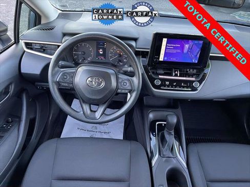 Certified 2025 Toyota Corolla LE image 10