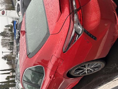 Certified 2021 Toyota Camry SE image 8