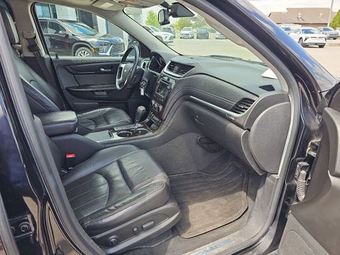 Used 2016 Chevrolet Traverse LTZ AWD/4WD image 25