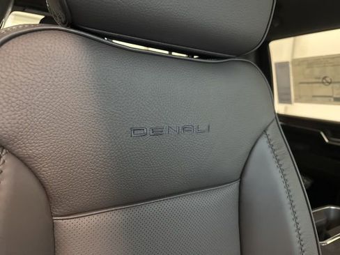 New 2026 GMC Sierra 3500 Denali w/ Technology Package image 33