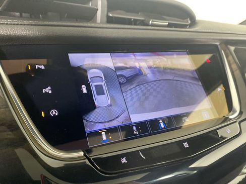 Used 2021 Cadillac XT6 Premium Luxury image 18