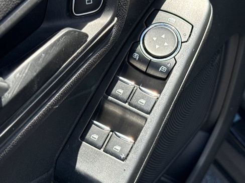 Used 2023 Ford Escape Active w/ Tech Pack #1 AWD/4WD image 25