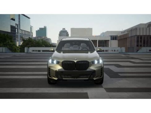 New 2026 BMW X5 xDrive50e w/ M Sport Package image 3