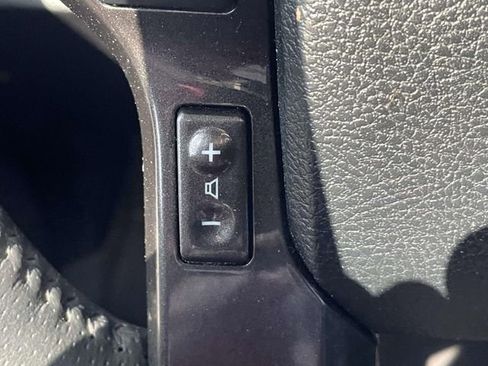 Used 2017 Toyota 4Runner TRD Off-Road AWD/4WD image 22